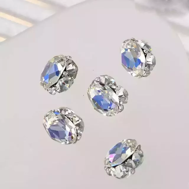 Kynsitimantti Moonlight Blue 11 x 13mm 2 kpl